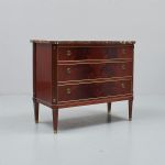 1167 4362 CHEST OF DRAWERS
